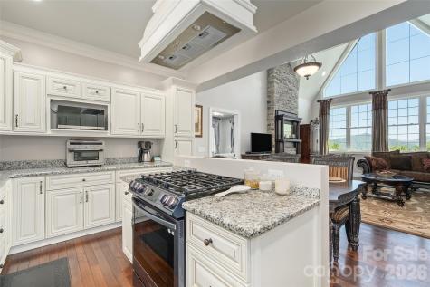114 Nesting Ridge Waynesville NC 28785