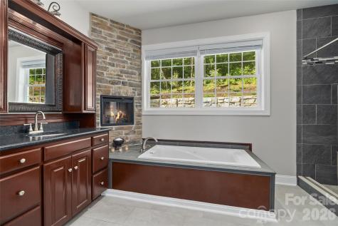 114 Nesting Ridge Waynesville NC 28785