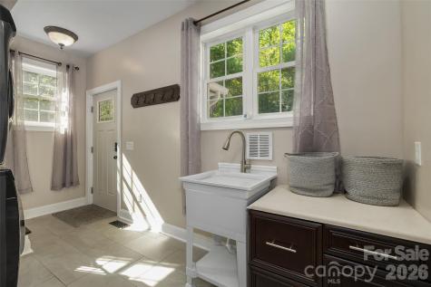 114 Nesting Ridge Waynesville NC 28785
