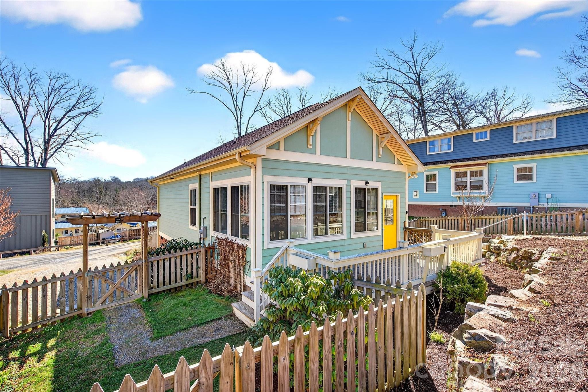 311 Lake Oak Drive Black Mountain NC 28711