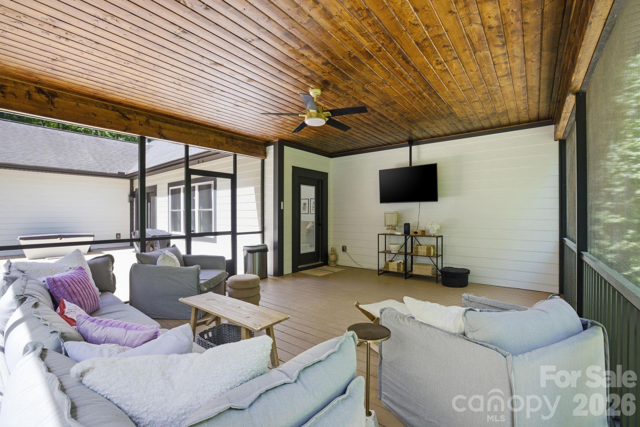 221 Logan Crossing Drive Davidson NC 28036