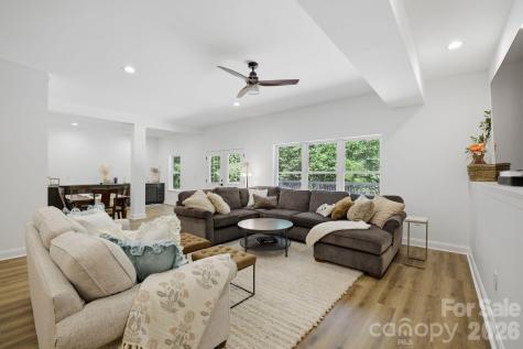 221 Logan Crossing Drive Davidson NC 28036