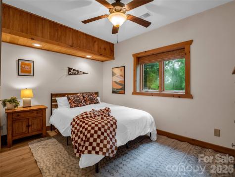 105 Sunset Cove Road Lake Lure NC 28746