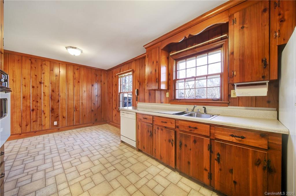 2227 Stonewood Drive Charlotte NC 28210