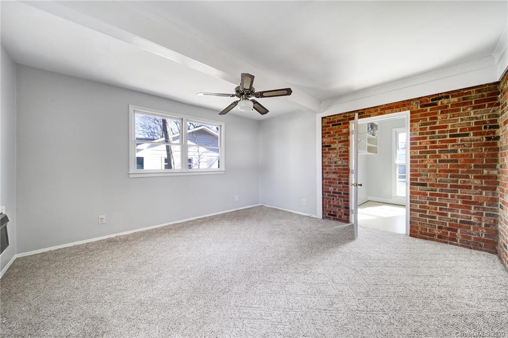 2227 Stonewood Drive Charlotte NC 28210