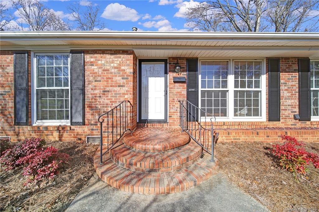 2227 Stonewood Drive Charlotte NC 28210