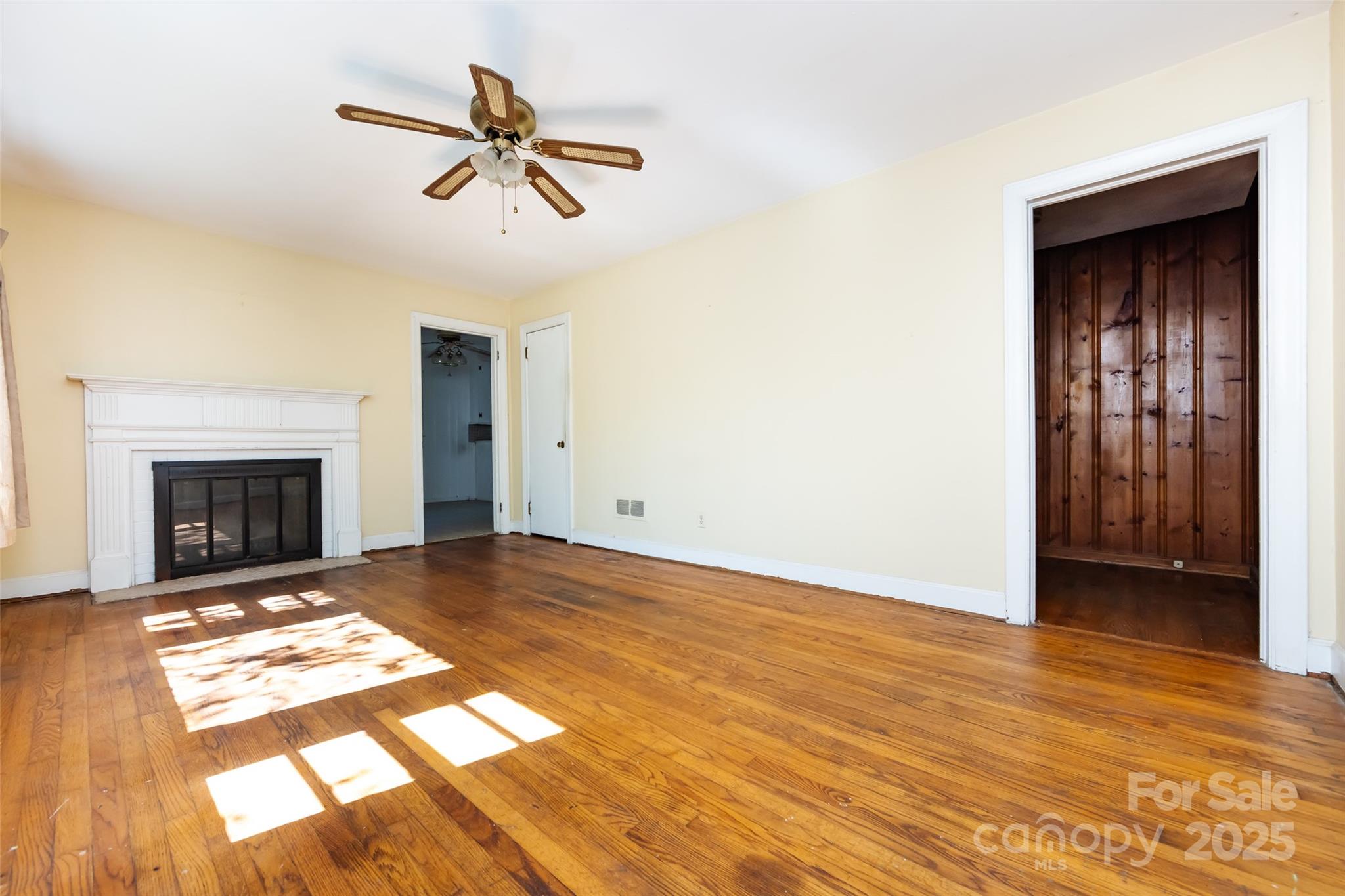2001 Mcdonald Drive Charlotte NC 28216