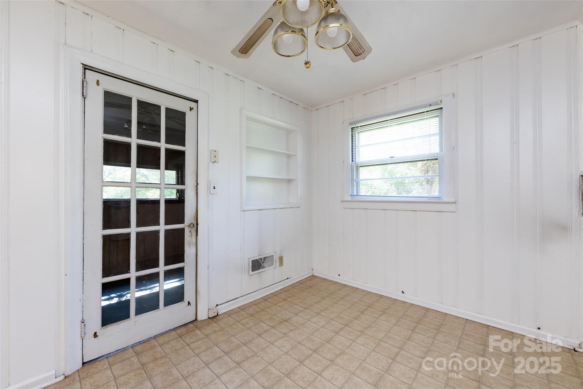 2001 Mcdonald Drive Charlotte NC 28216