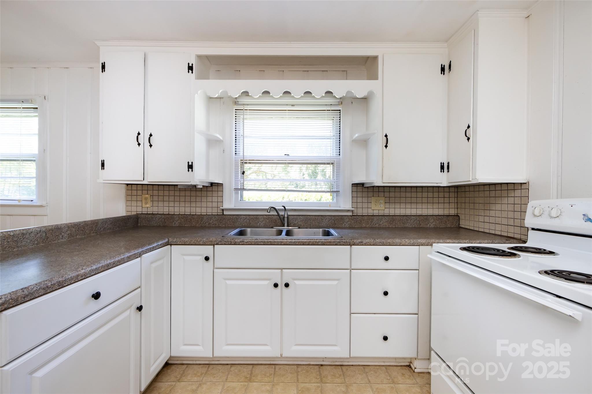 2001 Mcdonald Drive Charlotte NC 28216