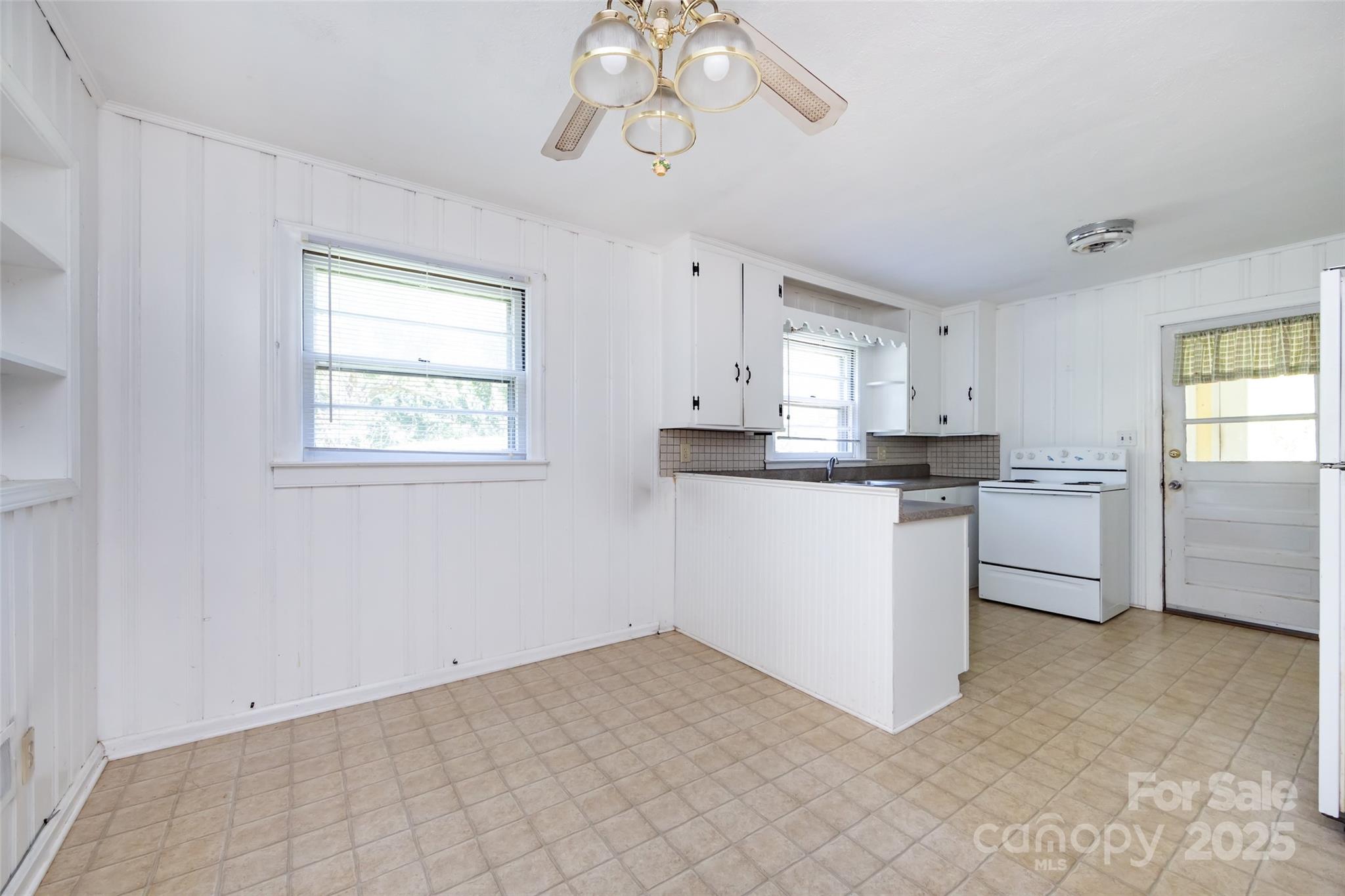 2001 Mcdonald Drive Charlotte NC 28216