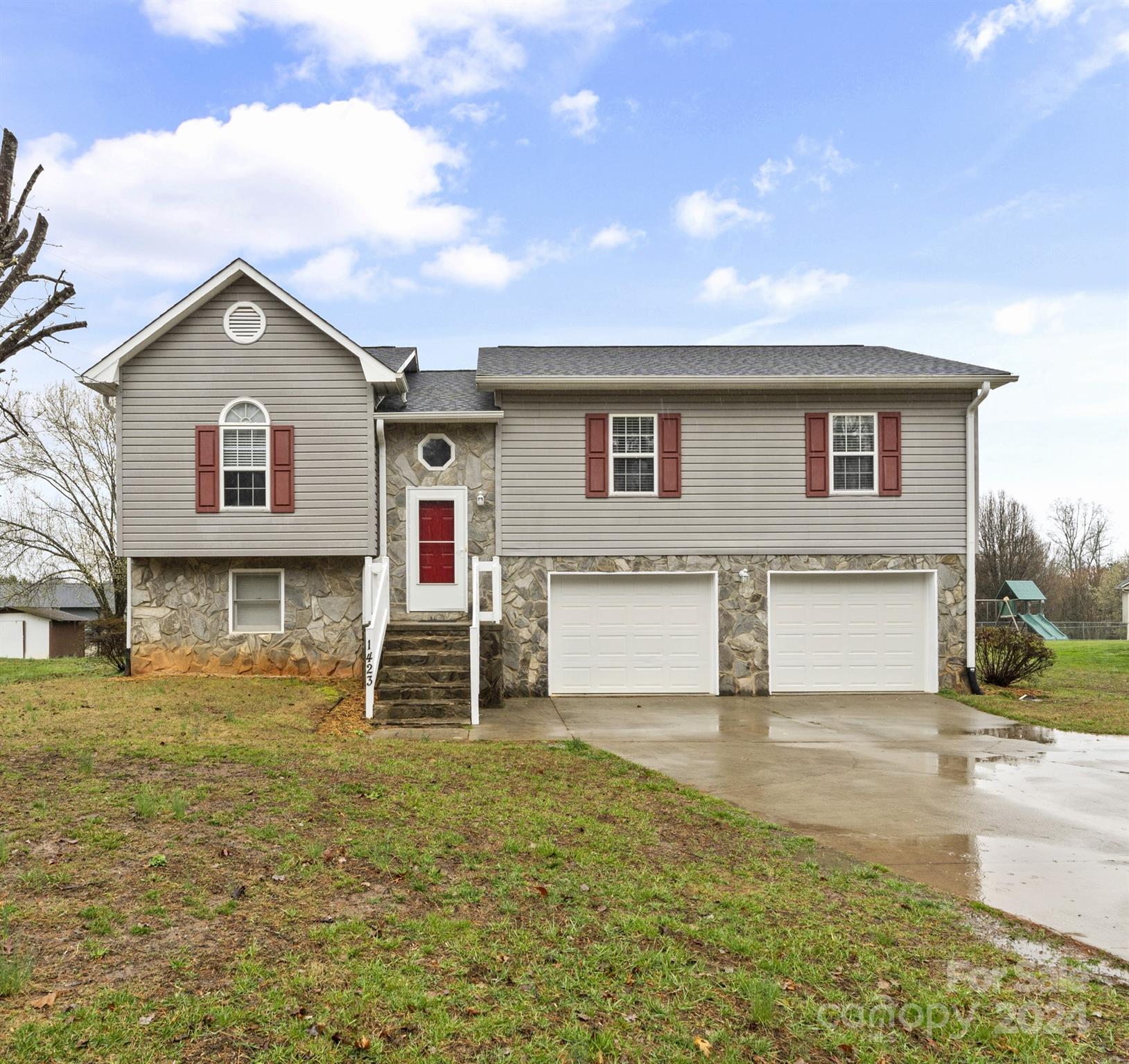 1423 Baton School Road Granite Falls NC 28630