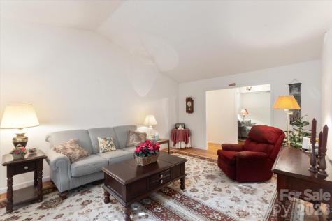 108 Bridgette Loop Road Hendersonville NC 28791