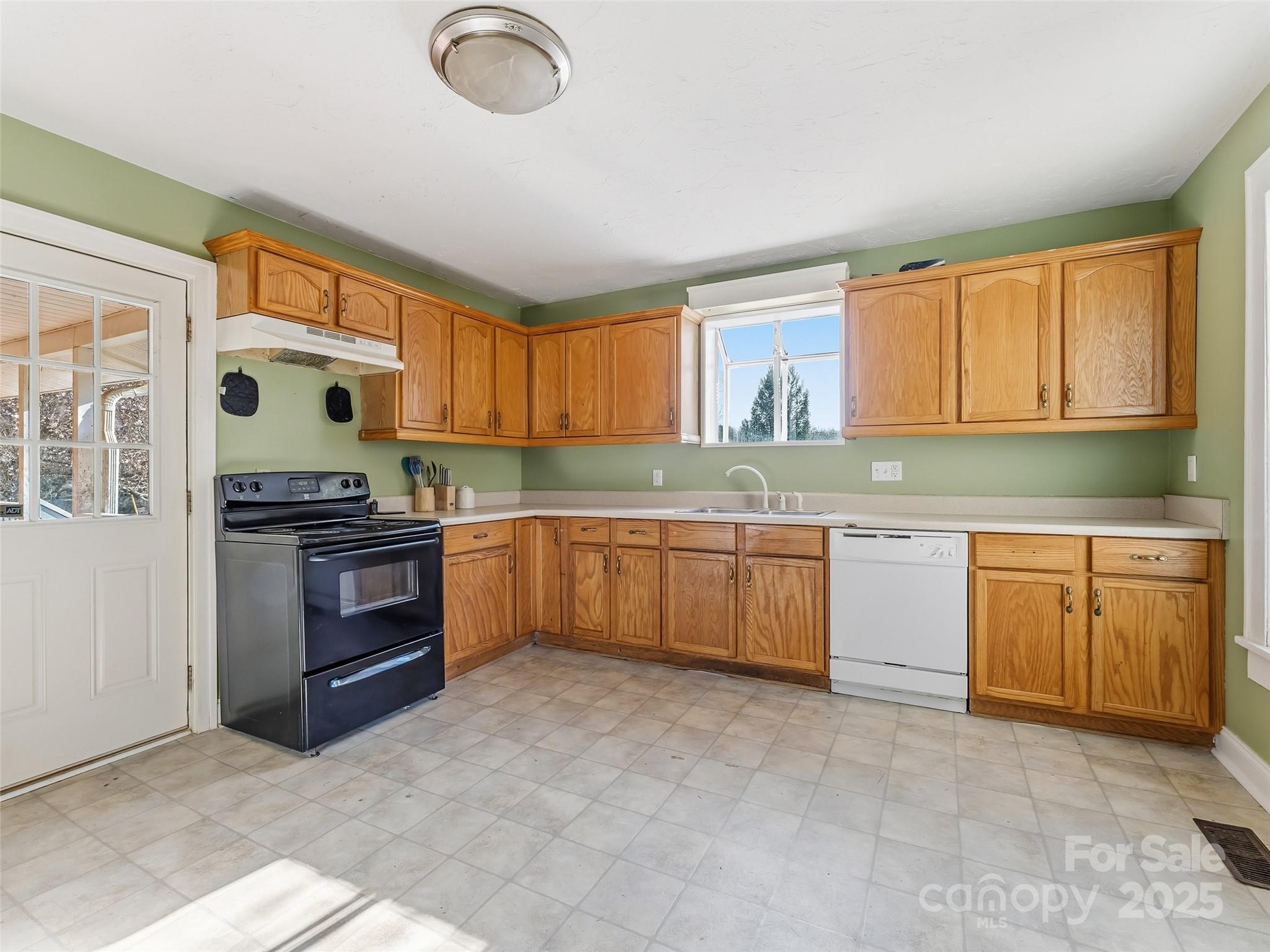 411 Walker Street Columbus NC 28722