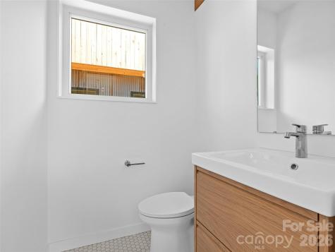 171 Houston Place Asheville NC 28801