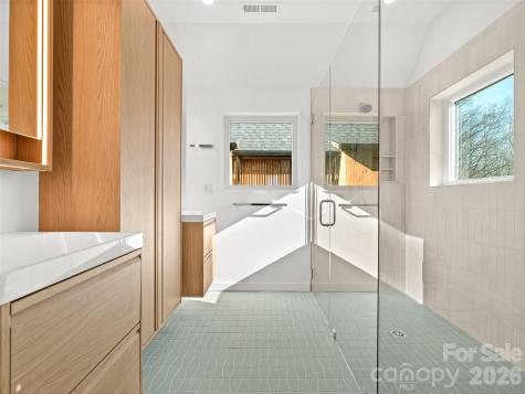 171 Houston Place Asheville NC 28801