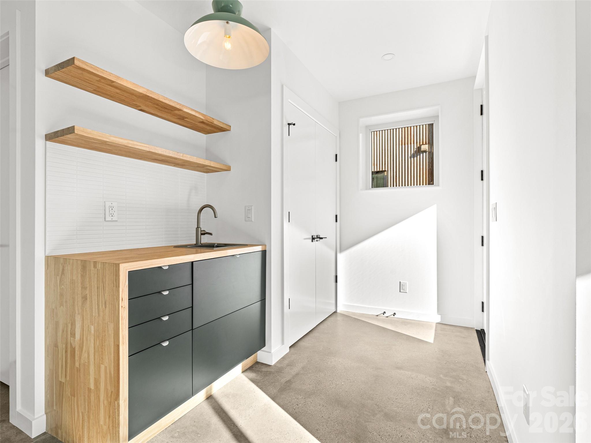 171 Houston Place Asheville NC 28801