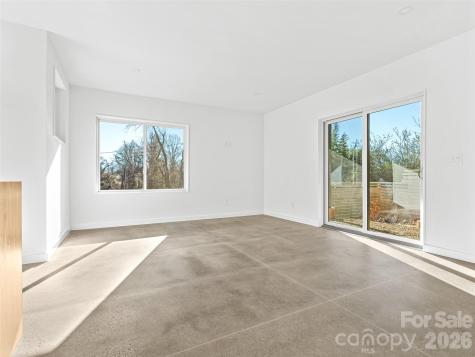 171 Houston Place Asheville NC 28801