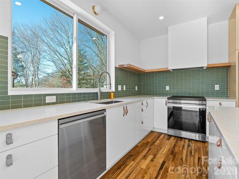 171 Houston Place Asheville NC 28801