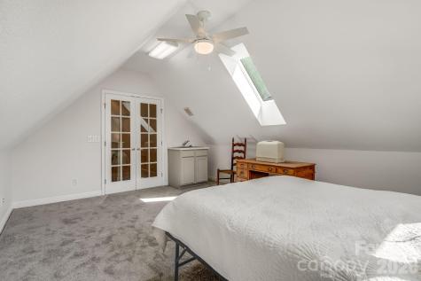 29 Little Cedar Court Asheville NC 28805