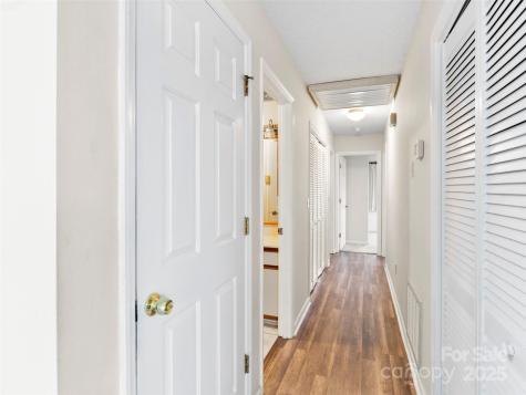 416 Hunters Glen Lane Hendersonville NC 28739