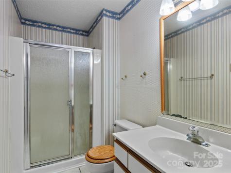 416 Hunters Glen Lane Hendersonville NC 28739