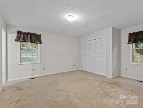 416 Hunters Glen Lane Hendersonville NC 28739