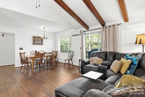 6 Gold Finch Lane Maggie Valley NC 28751