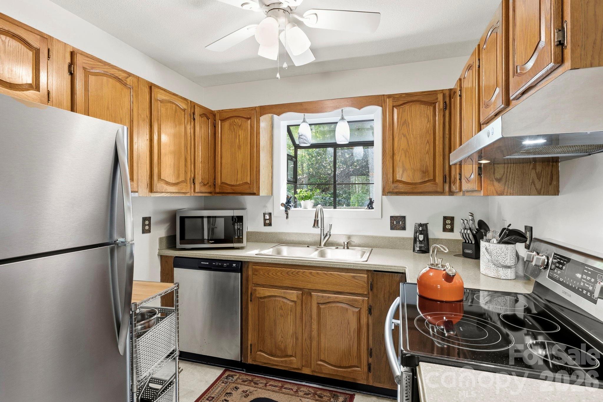 6 Gold Finch Lane Maggie Valley NC 28751