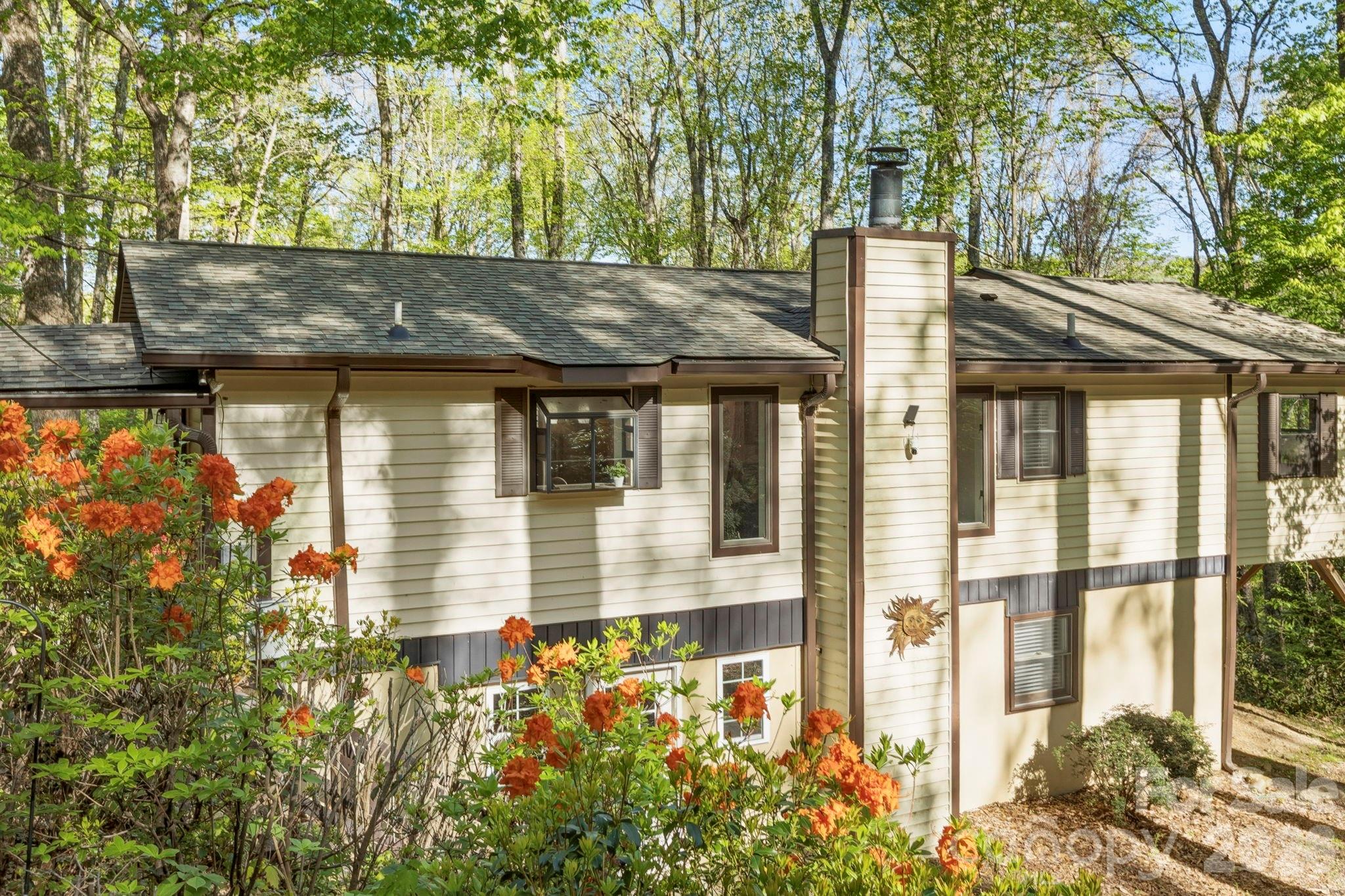 6 Gold Finch Lane Maggie Valley NC 28751