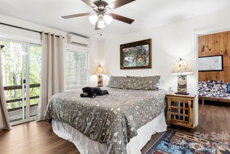 6 Gold Finch Lane Maggie Valley NC 28751