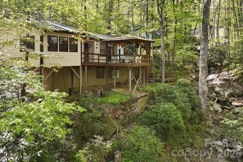 6 Gold Finch Lane Maggie Valley NC 28751