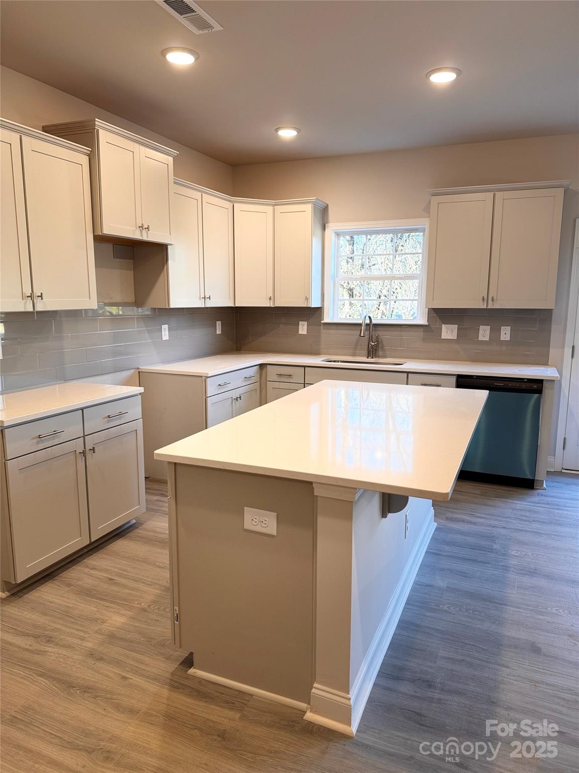 4033 Port Richmond Avenue Gastonia NC 28056