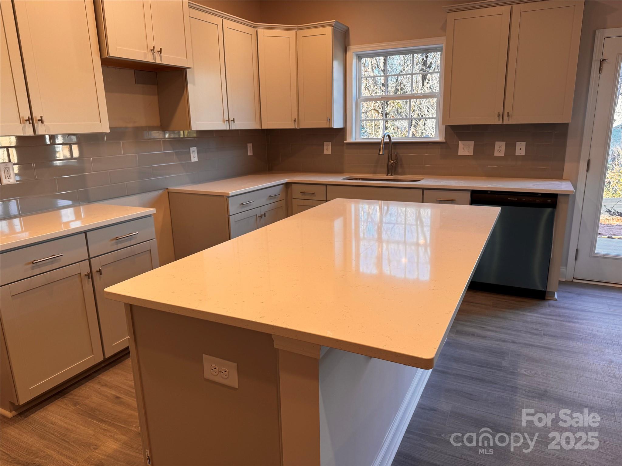 4033 Port Richmond Avenue Gastonia NC 28056