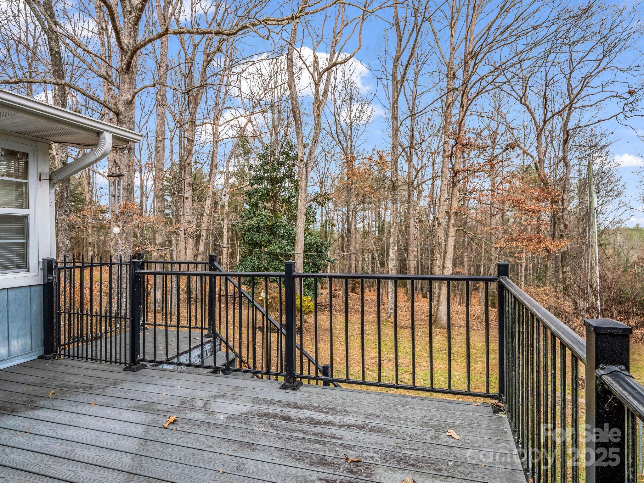 136 Old Tanglewood Trail Hendersonville NC 28739