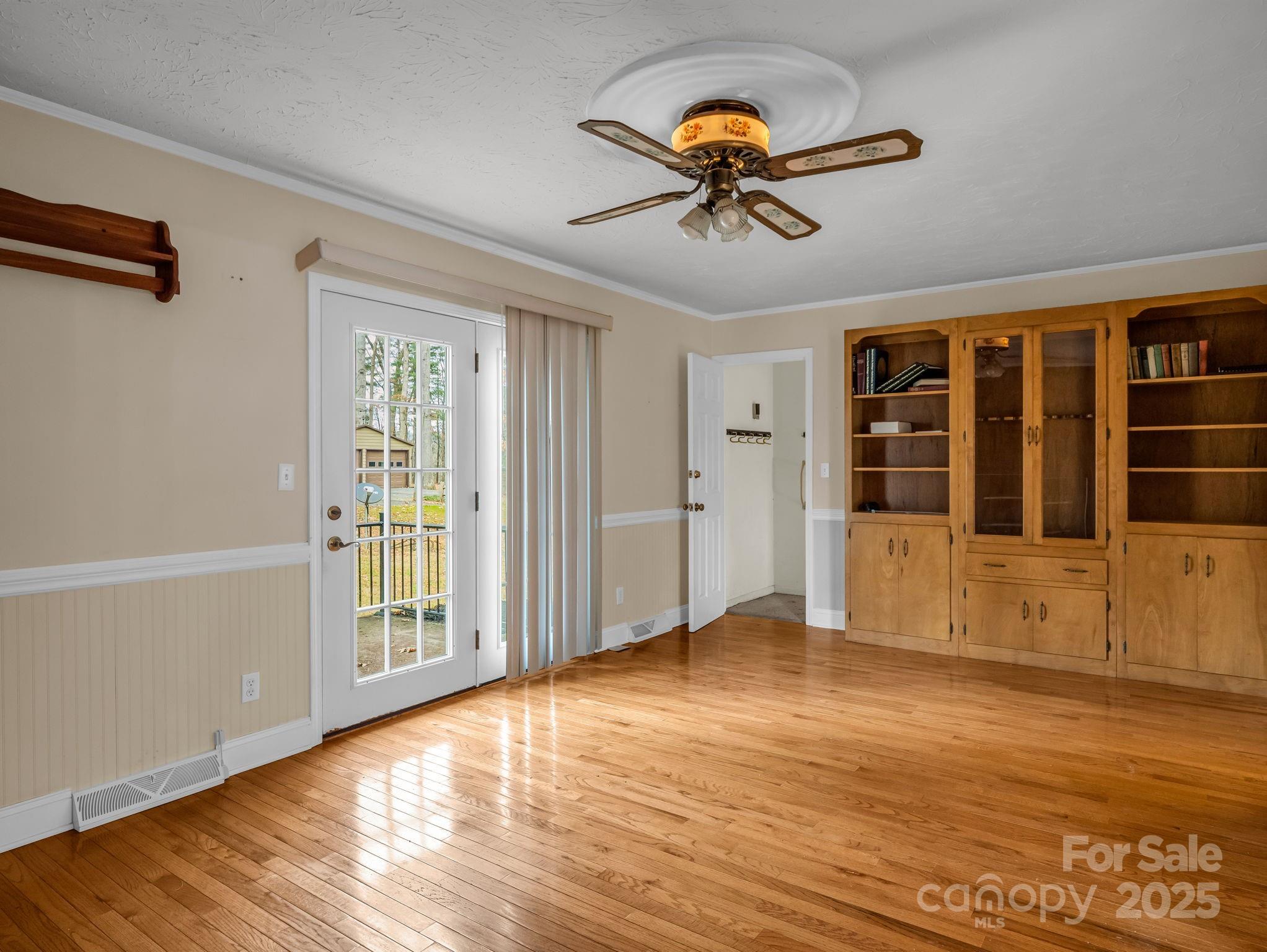 136 Old Tanglewood Trail Hendersonville NC 28739