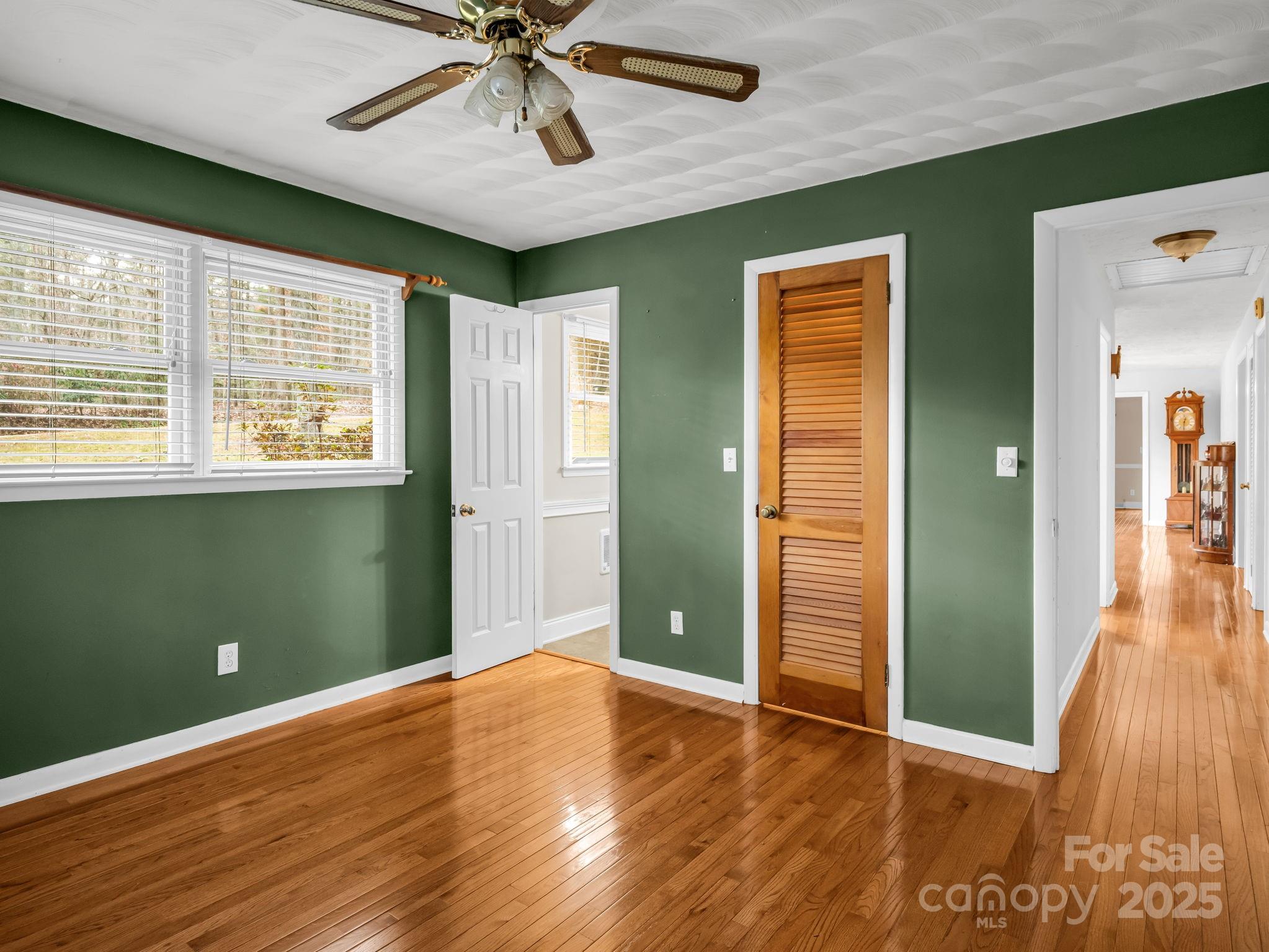 136 Old Tanglewood Trail Hendersonville NC 28739