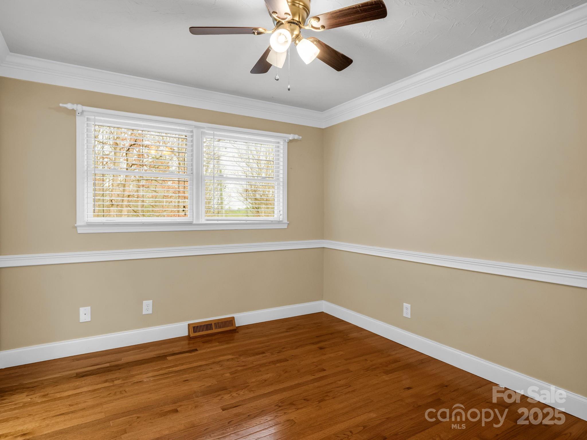 136 Old Tanglewood Trail Hendersonville NC 28739