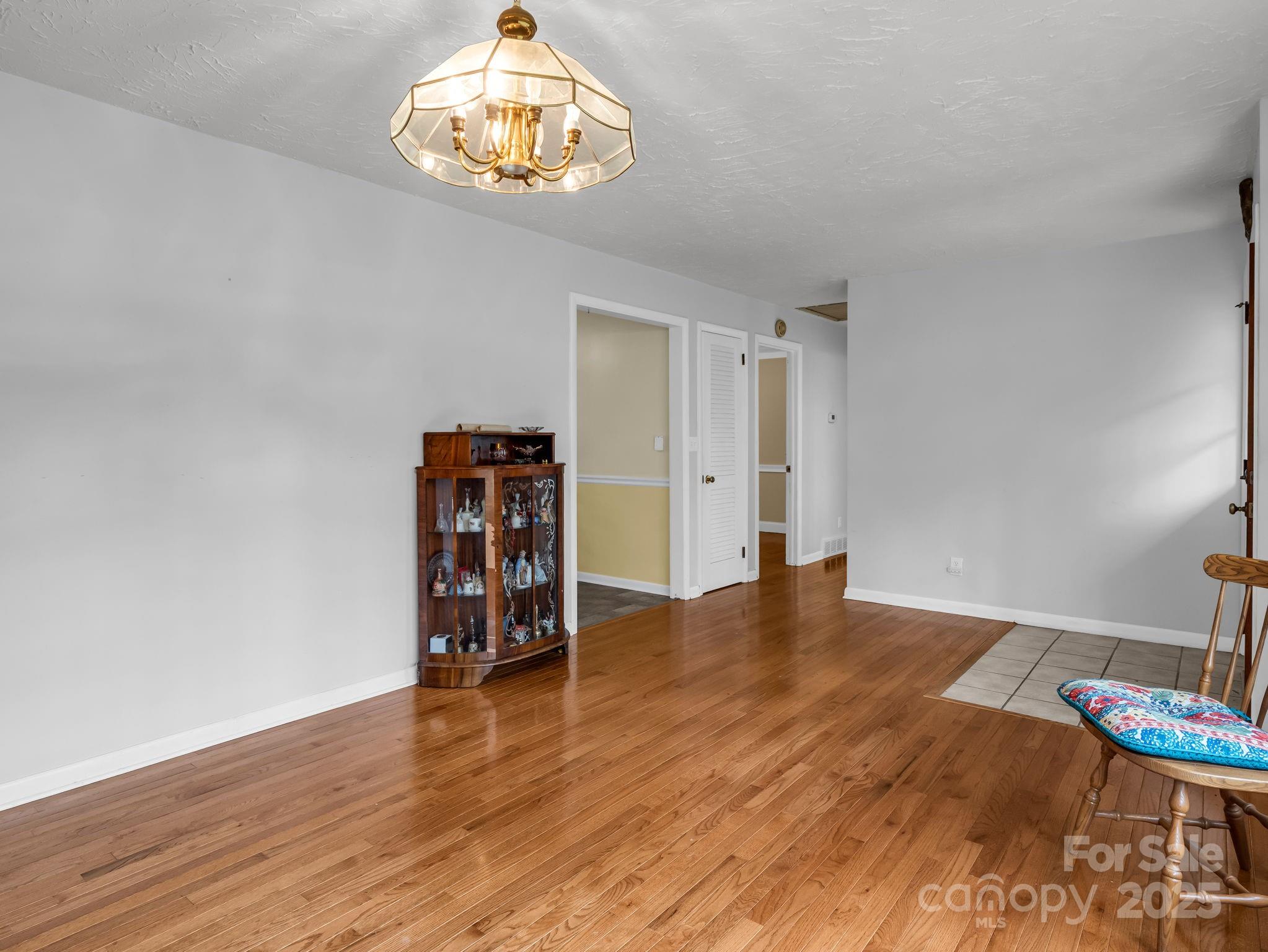 136 Old Tanglewood Trail Hendersonville NC 28739