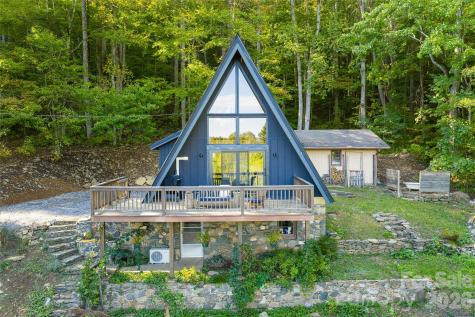 360 Banjo Branch Road Burnsville NC 28714