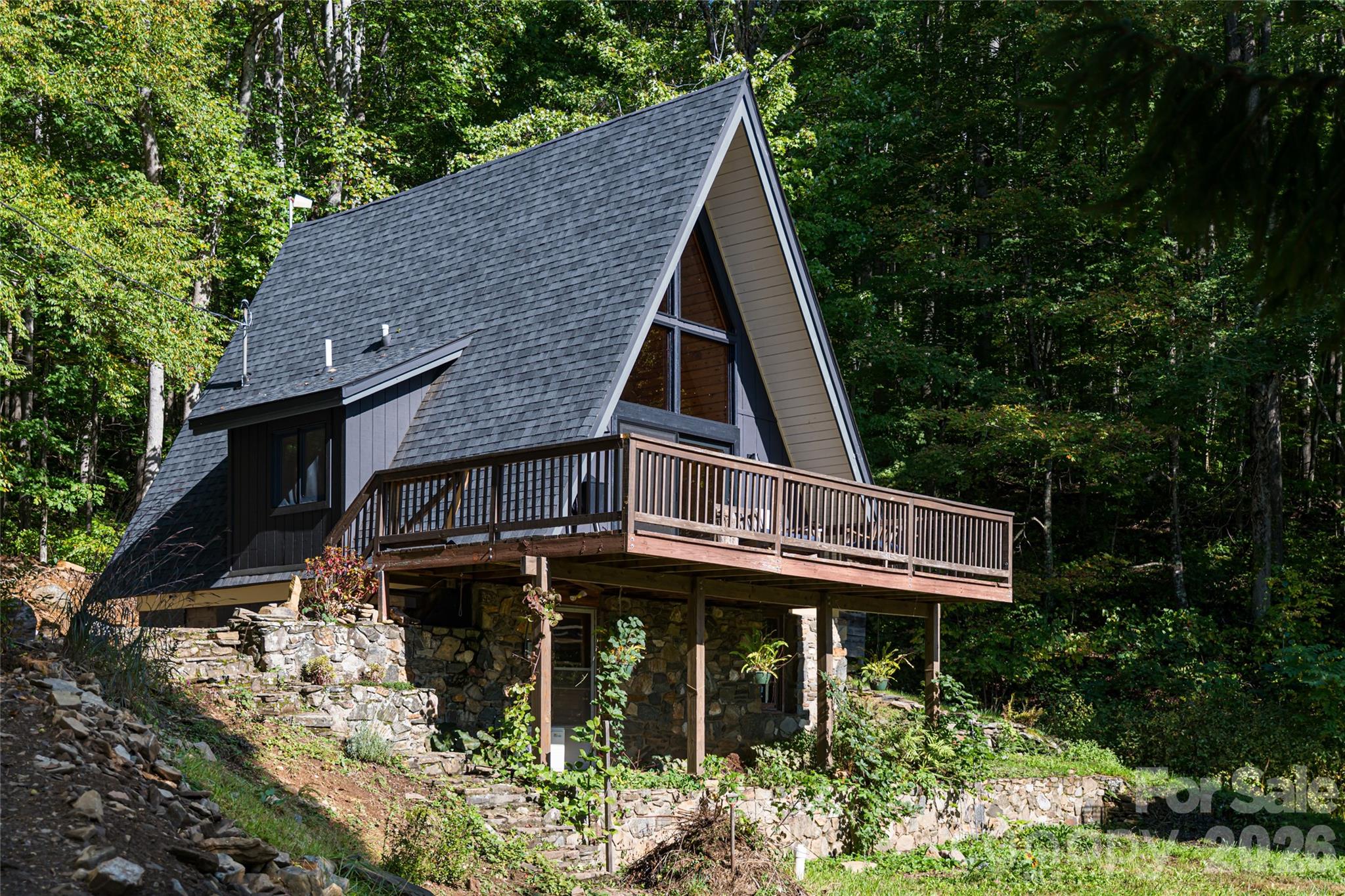 360 Banjo Branch Road Burnsville NC 28714