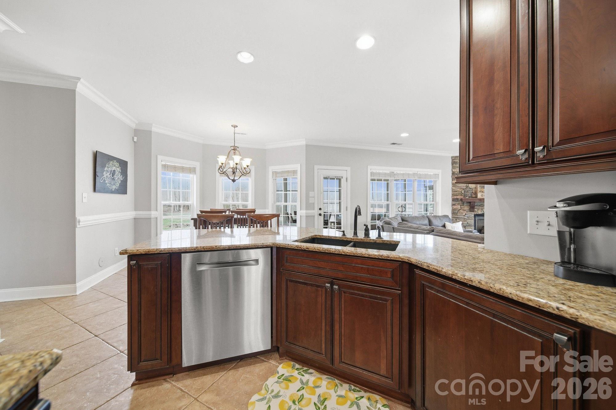 433 Laurel Crest Drive Kannapolis NC 28081