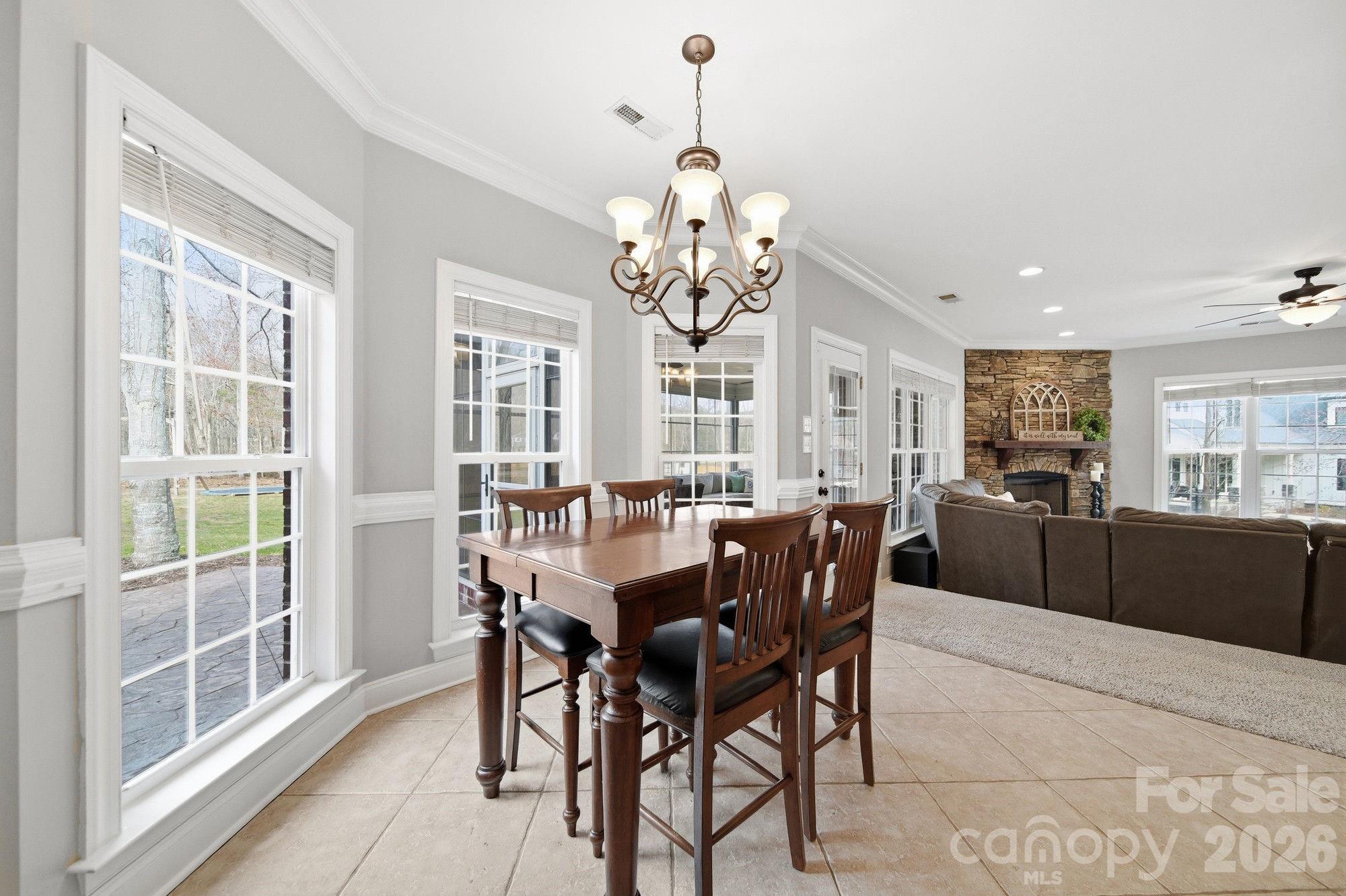 433 Laurel Crest Drive Kannapolis NC 28081