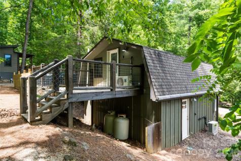 1037 Newberry Creek Road Old Fort NC 28762