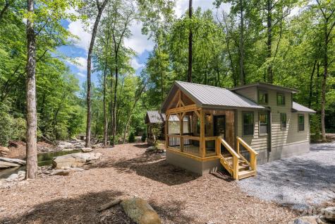 1037 Newberry Creek Road Old Fort NC 28762
