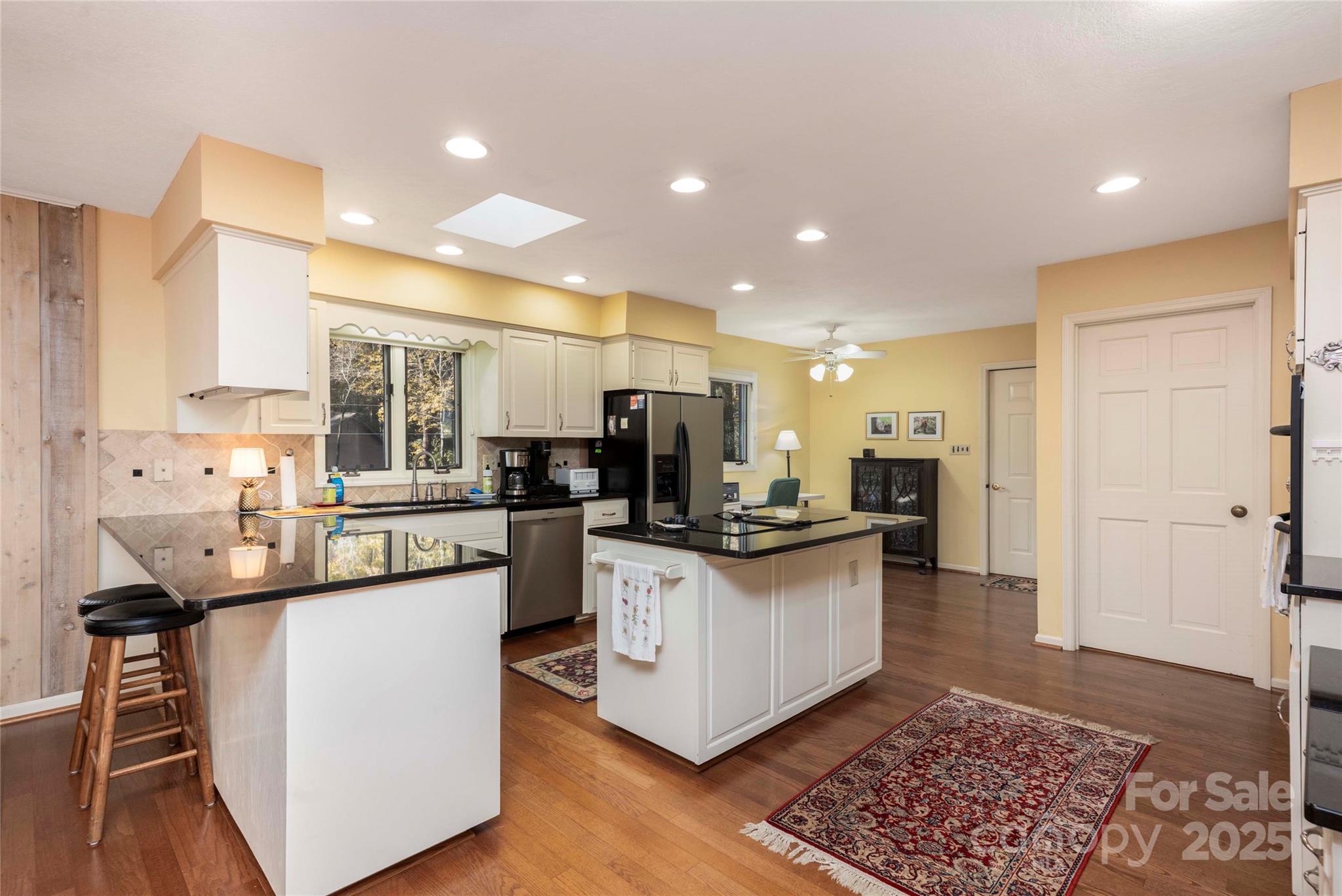 572 N East Shore Drive Lake Toxaway NC 28747
