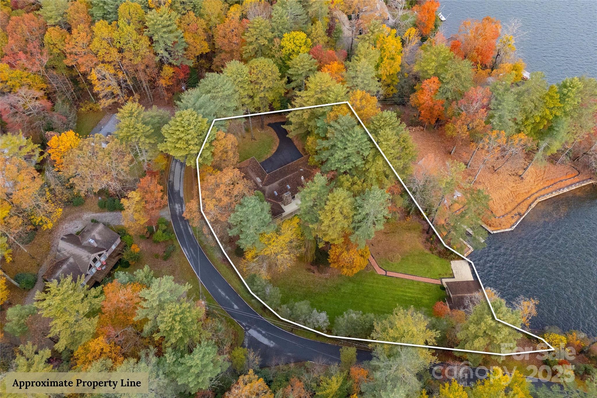 572 N East Shore Drive Lake Toxaway NC 28747