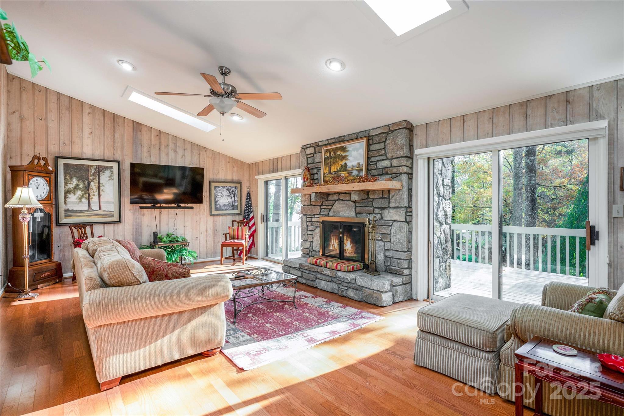 572 N East Shore Drive Lake Toxaway NC 28747