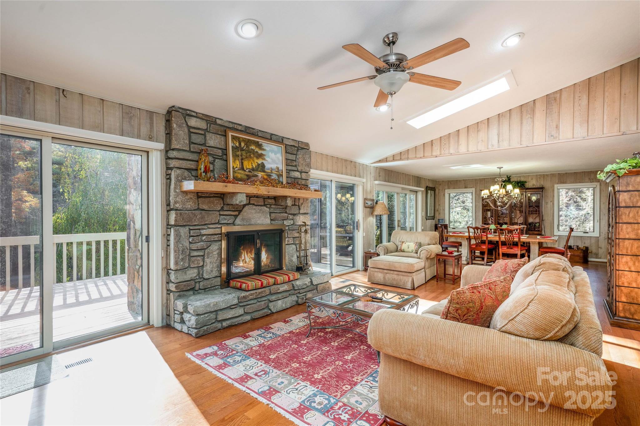 572 N East Shore Drive Lake Toxaway NC 28747