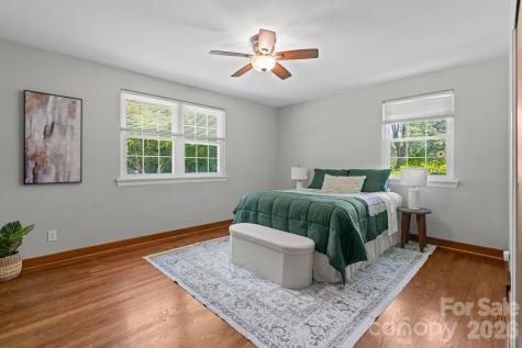 107 Appledore Avenue Hendersonville NC 28739