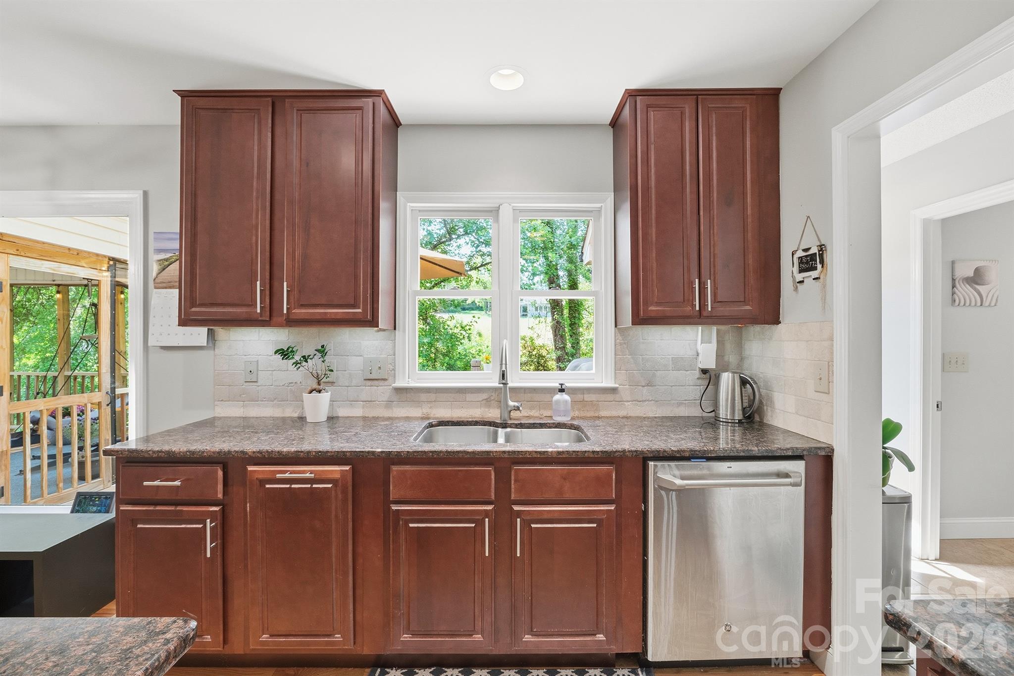 134 31st Avenue Court NE Hickory NC 28601